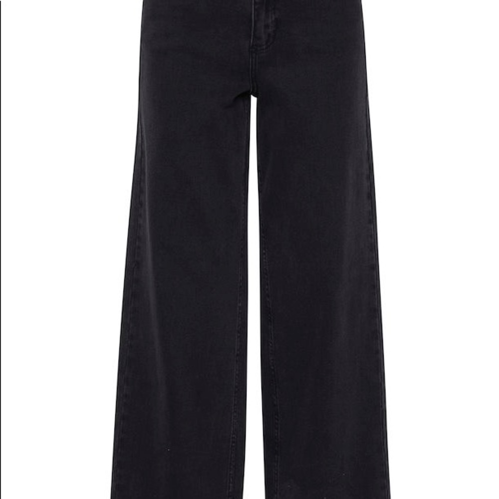 B. Young jeans black